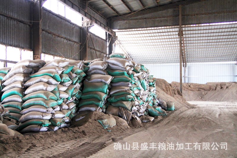 猪苗30斤价格波动大，如何把握最佳时机？